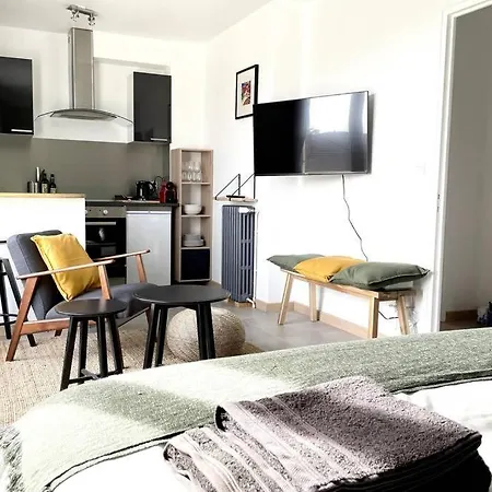 Mon Appart'Hotel - Climatisation Avec Parking Gratuit Brive-la-Gaillarde Exterior photo